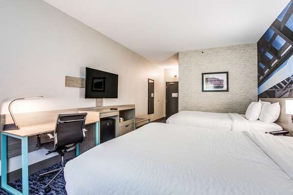  - Clarion Pointe Hotel Franklin - I-65, Exit 65