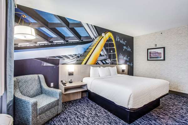  - Clarion Pointe Hotel Franklin - I-65, Exit 65