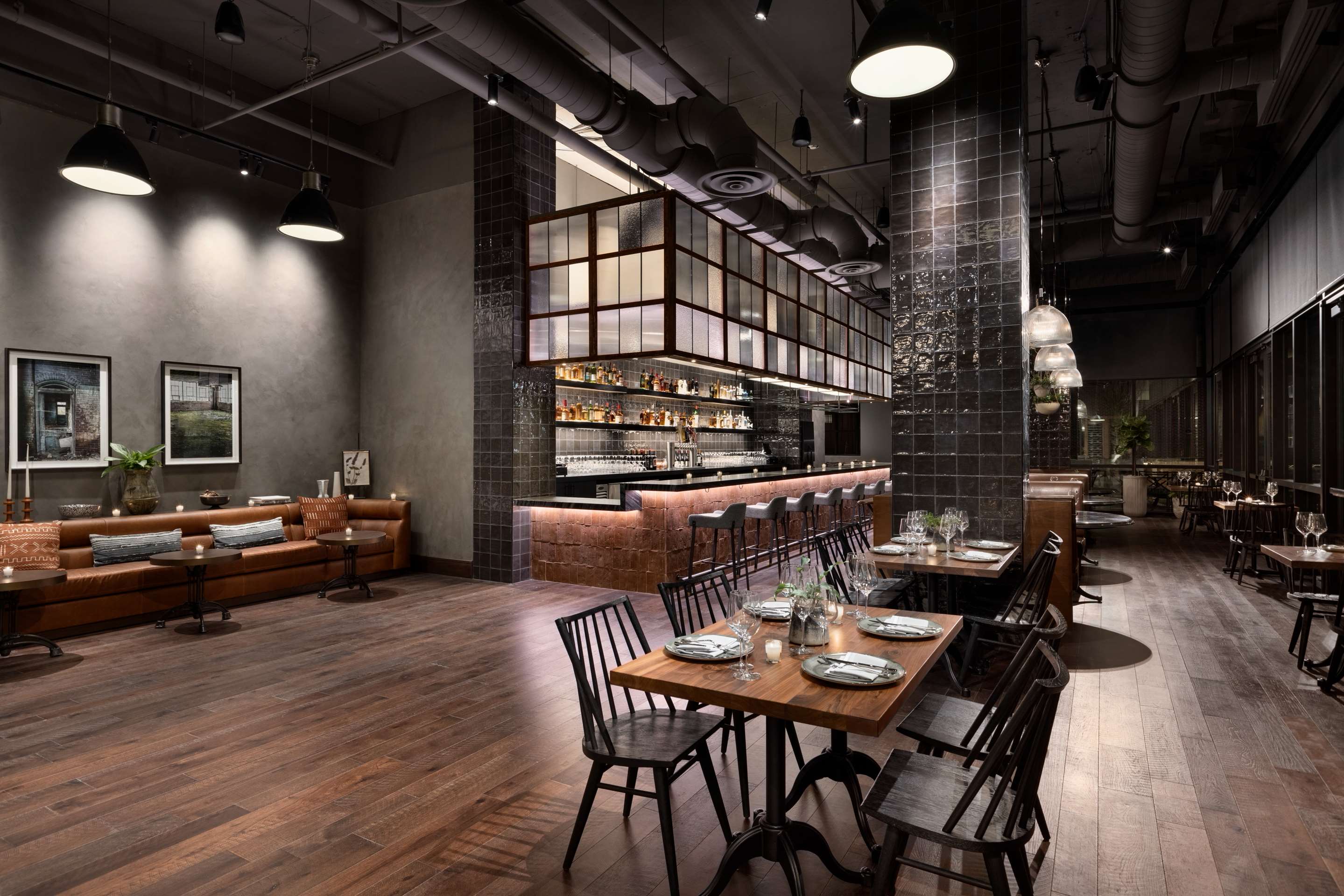 BarLounge | Valley Hotel Homewood Birmingham, Curio Collection by Hilton