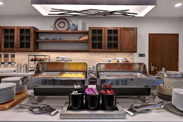 Amenities - Homewood Suites by Hilton Eagle