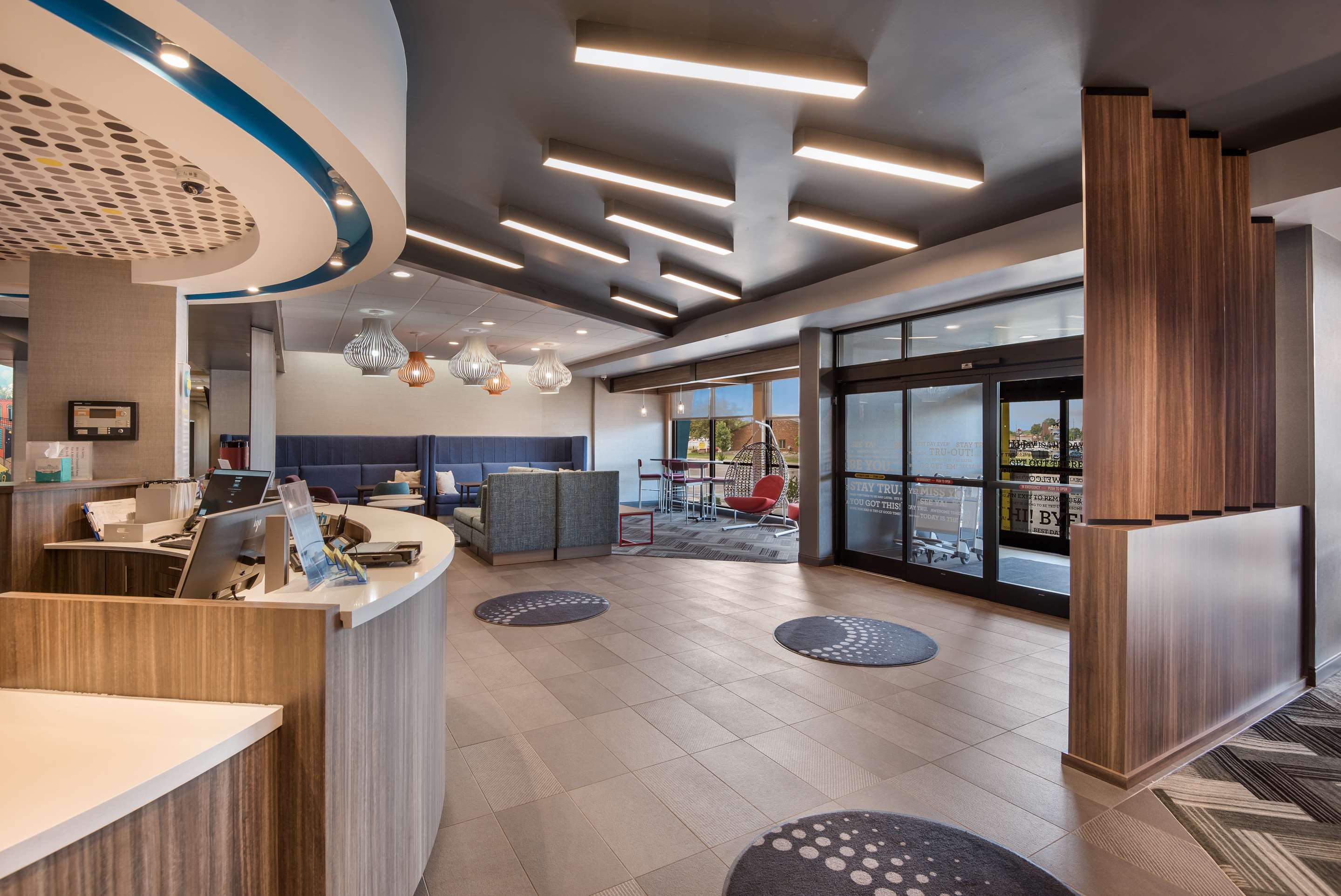 Lobby | Tru by Hilton Warsaw