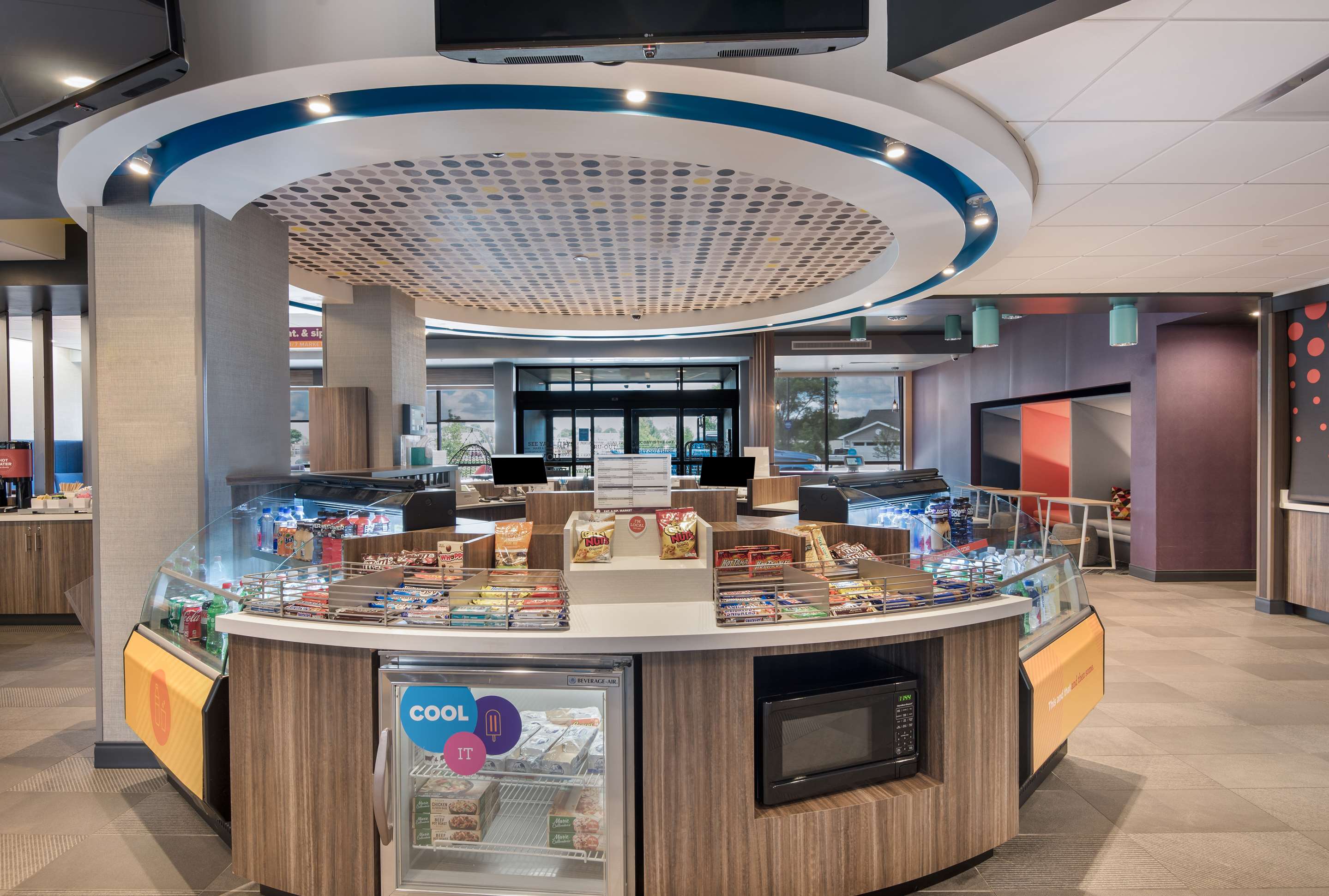 Lobby | Tru by Hilton Warsaw
