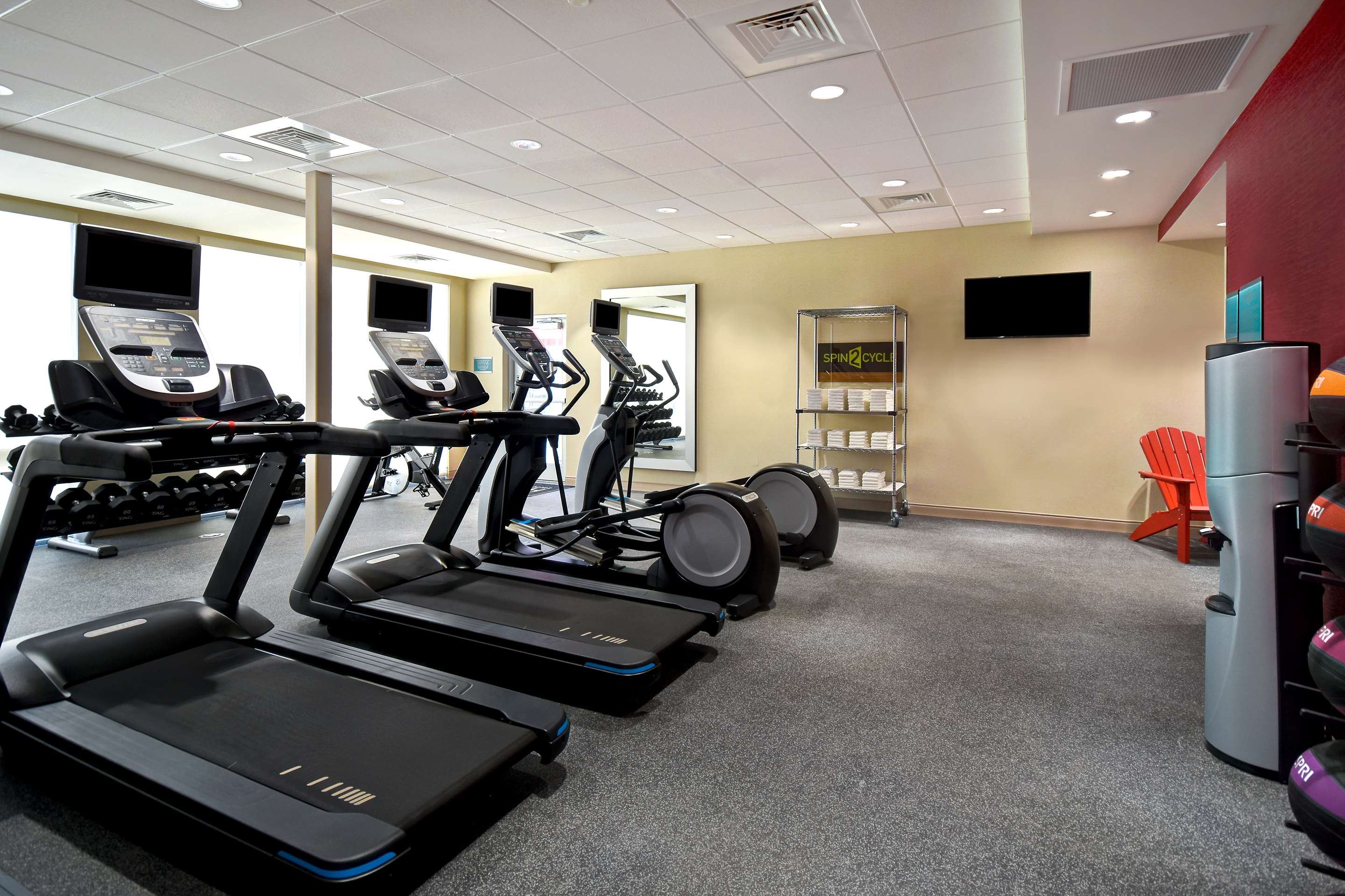 Health club fitness center gym | Home2 Suites by Hilton Wichita Downtown Delano