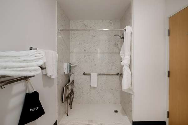  - Best Western Colfax Hotel