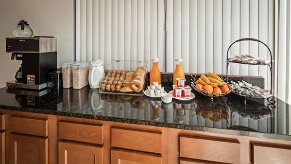 Amenities - SureStay Hotel by Best Western Findlay - I-75, Exit 157