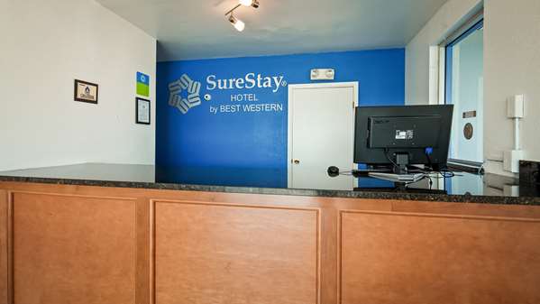  - SureStay Hotel by Best Western Findlay - I-75, Exit 157