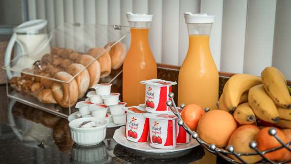 Amenities - SureStay Hotel by Best Western Findlay - I-75, Exit 157