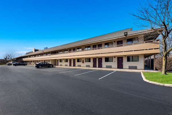 Exterior view - Rodeway Inn West Columbus - I-70, Exit 91