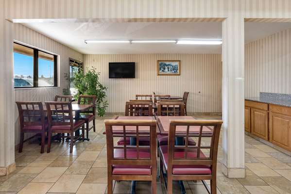 Amenities - Rodeway Inn West Columbus - I-70, Exit 91