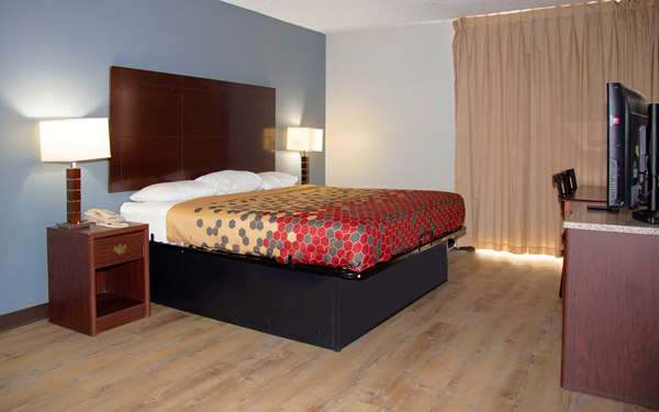  - Econo Lodge Ardmore