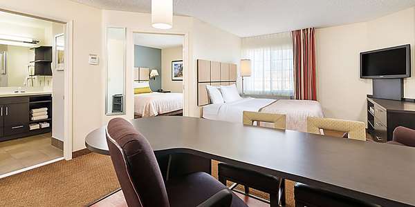 Suite - Sonesta Simply Suites Arlington - I-30, Exit 29