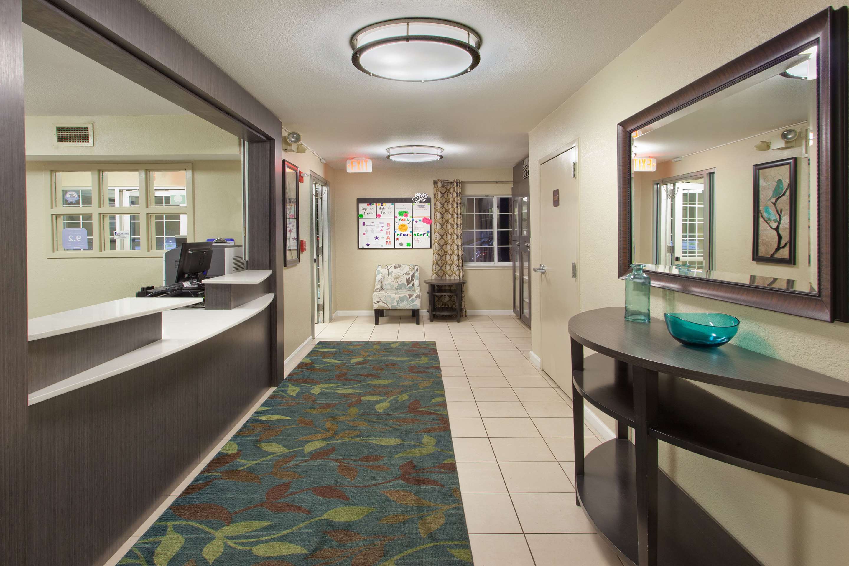 Hotel Lobby | Sonesta Simply Suites Dallas Las Colinas