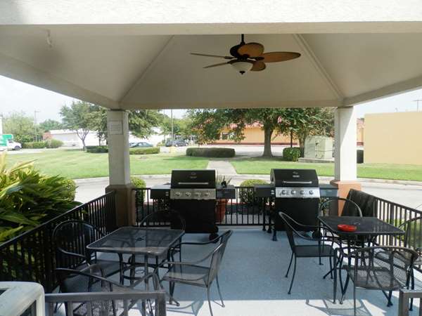 Exterior view - Sonesta Simply Suites Clear Lake Houston