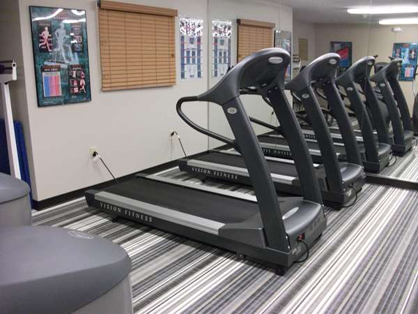 Fitness/ Exercise Room - Sonesta Simply Suites Richfield