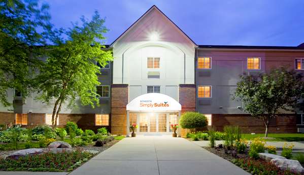 Exterior view - Sonesta Simply Suites Richfield
