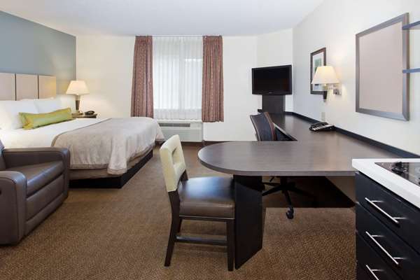 Suite - Sonesta Simply Suites Columbus Airport Gahanna - I-270, Exit 37