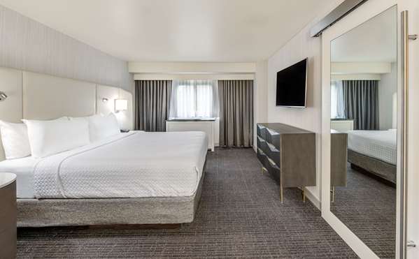 Suite - Sonesta Hotel Downtown Columbus - I-670, Exit 4