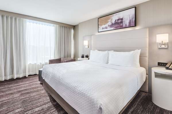 Suite - Sonesta Hotel Downtown Denver