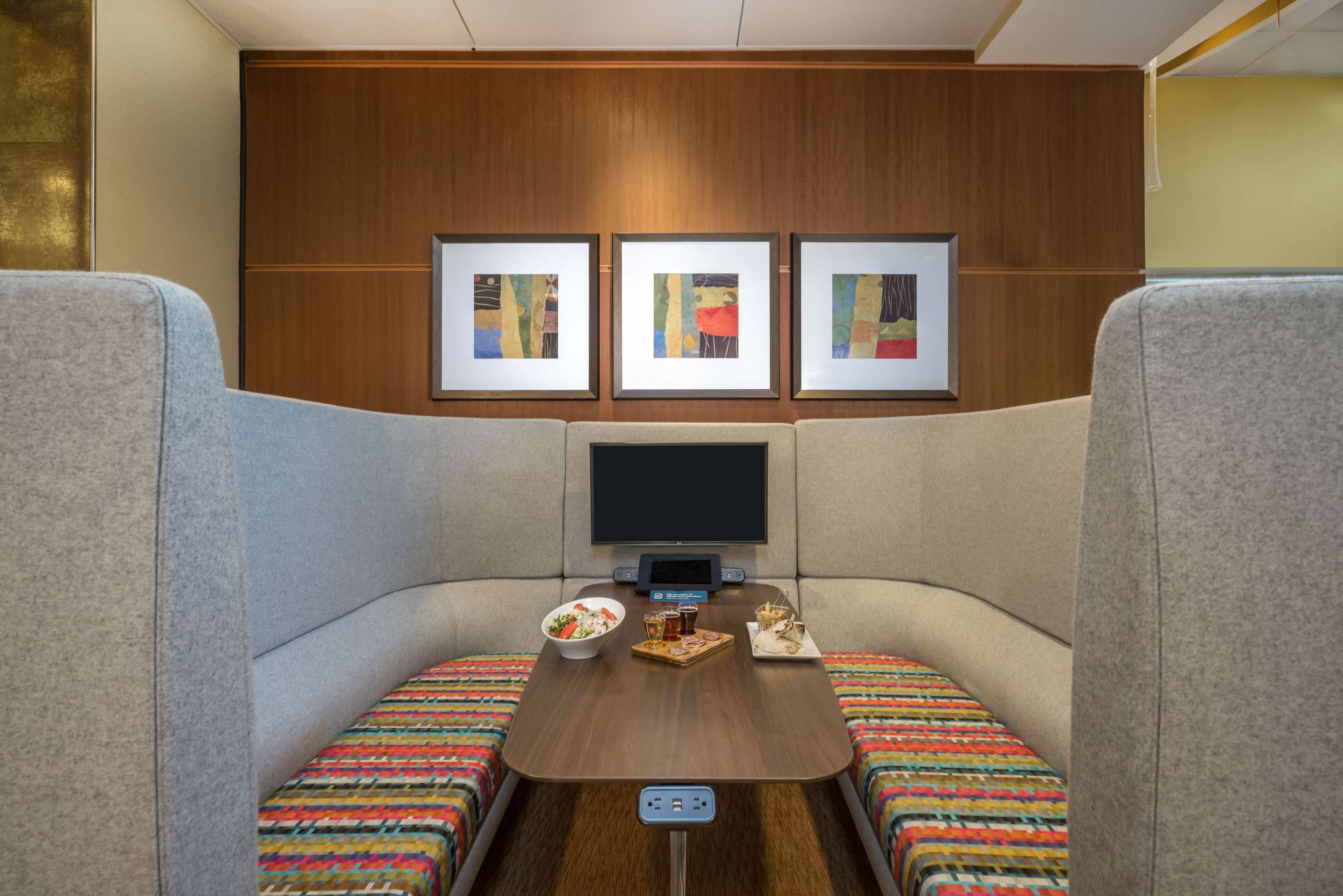 The Hub | Sonesta Milwaukee West Wauwatosa