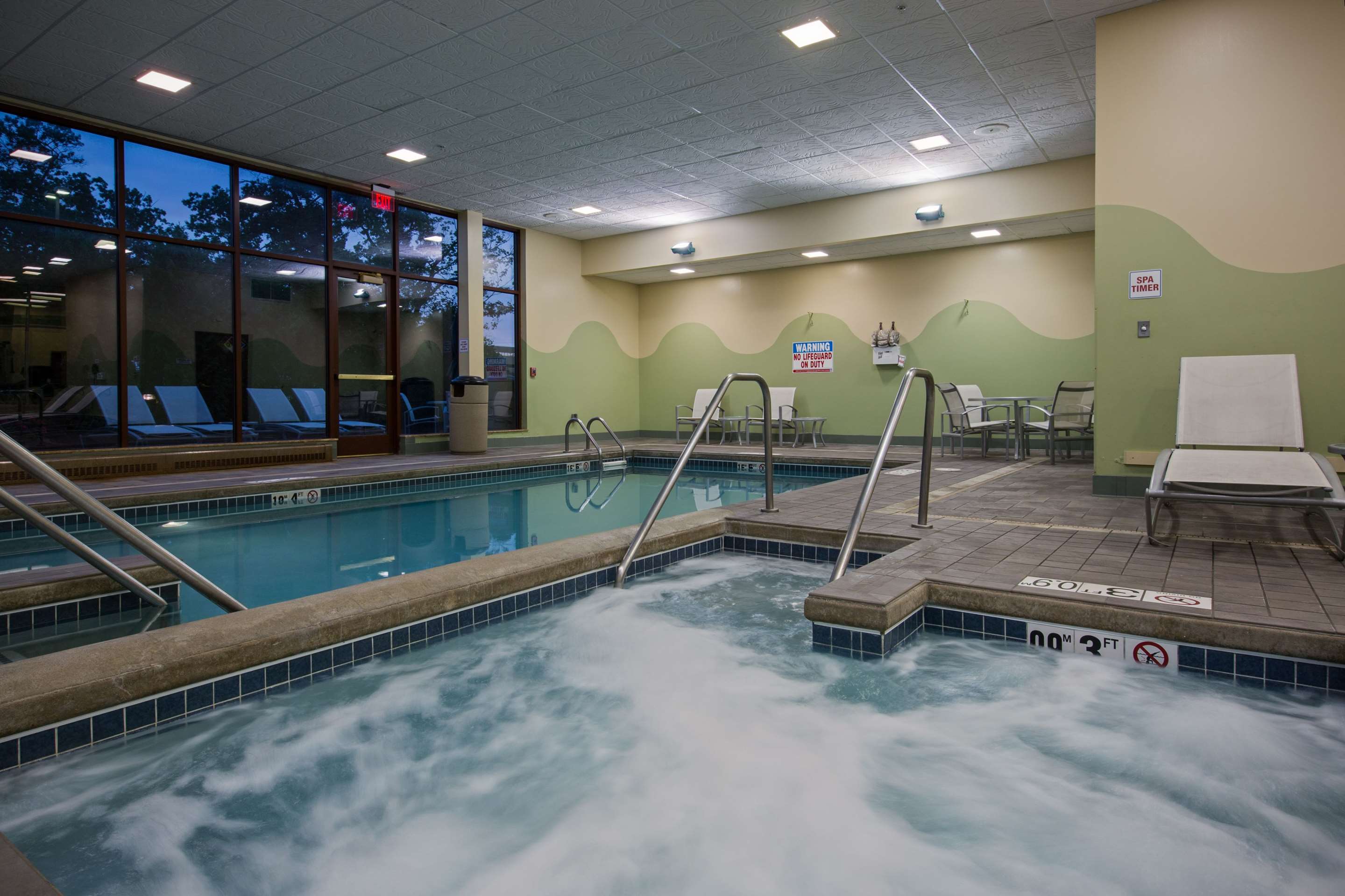 Whirlpool | Sonesta Milwaukee West Wauwatosa
