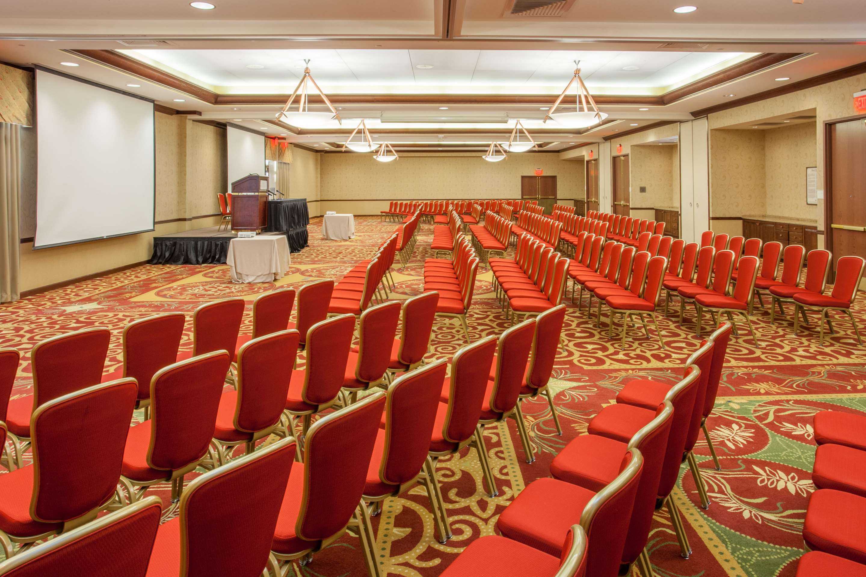 Meeting Room side center | Sonesta Milwaukee West Wauwatosa