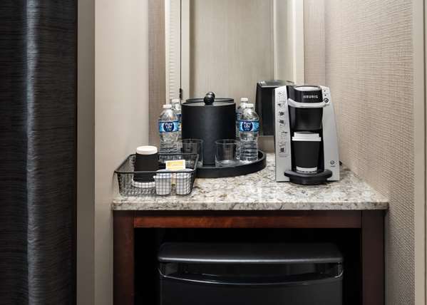  - Sonesta Hotel Redondo Beach & Marina