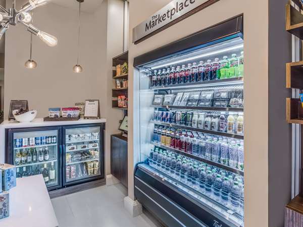  - Sonesta Hotel Airport Miami