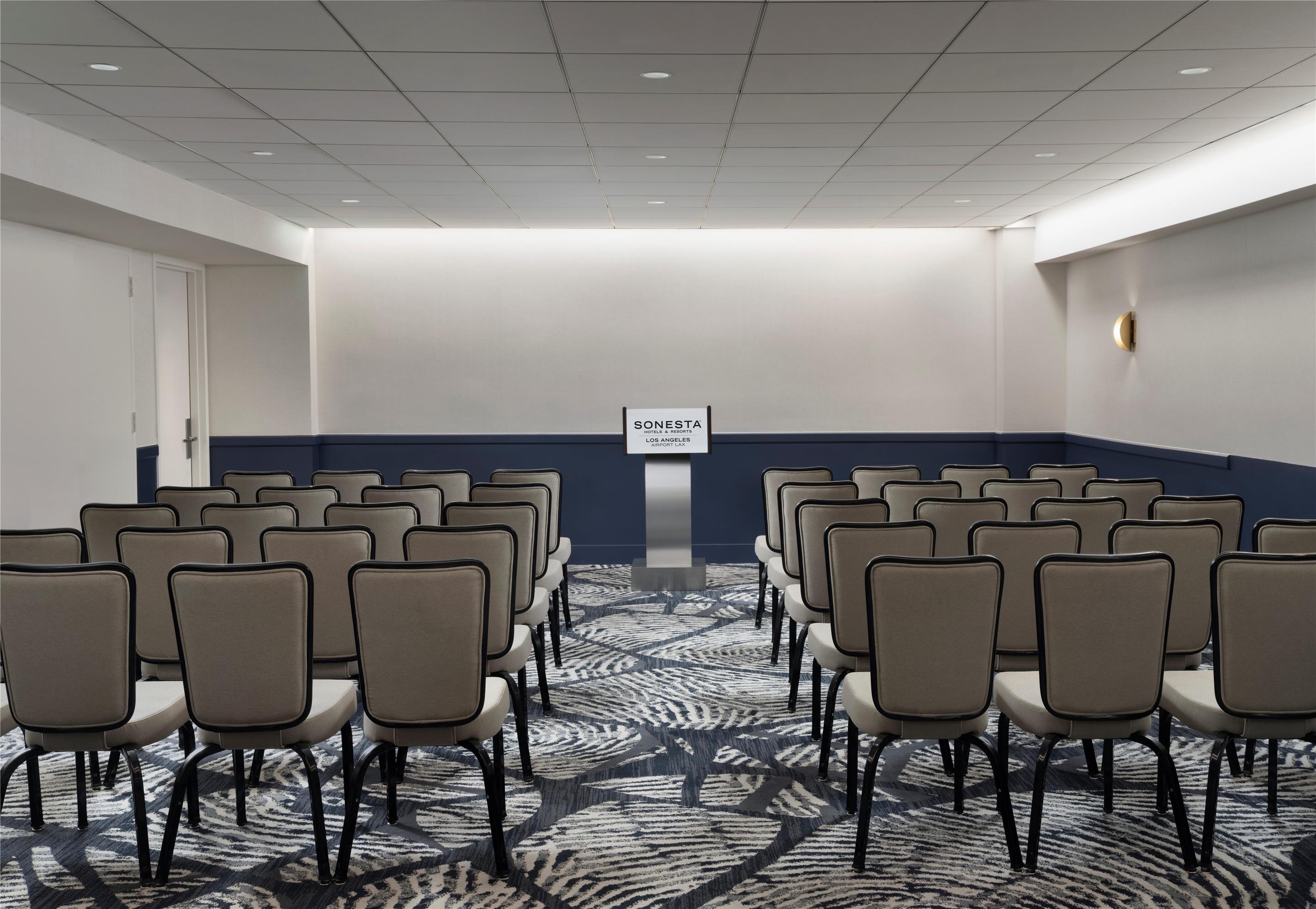 Monterey Theater | Crowne Plaza Los Angeles Airport