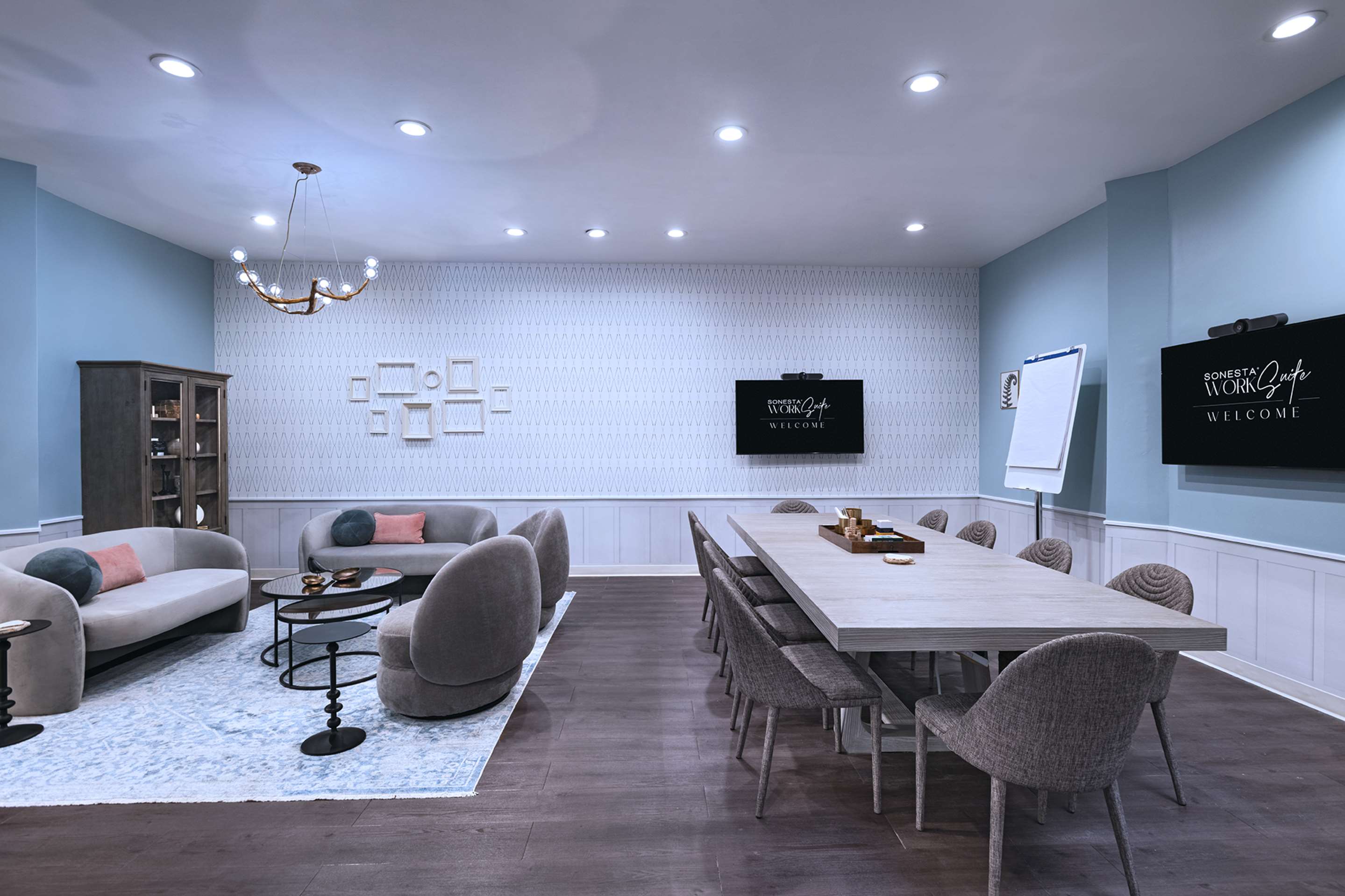 Sonesta Work Suite