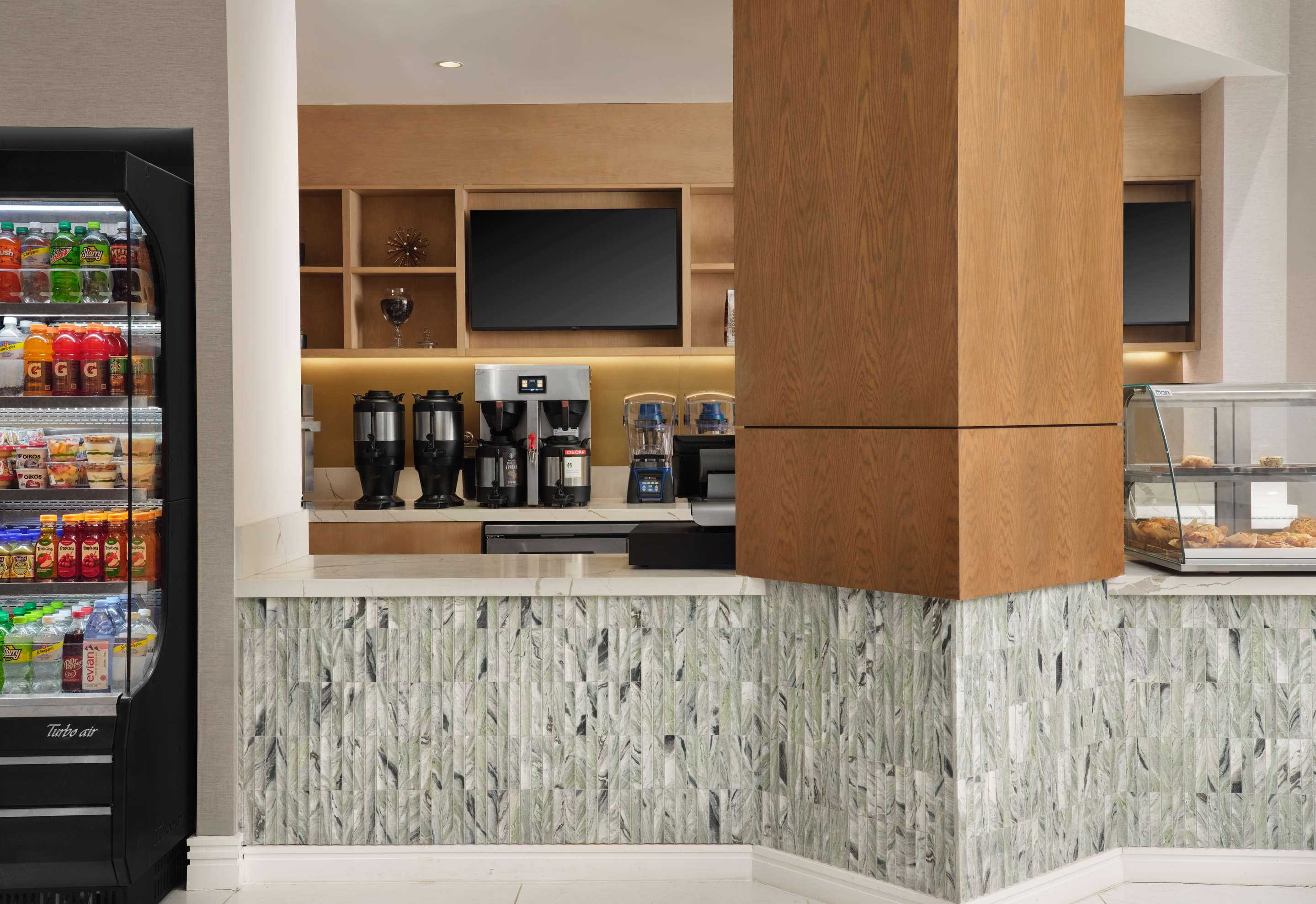 SHR WhitePlains Amenity LobbyCoffeeShop