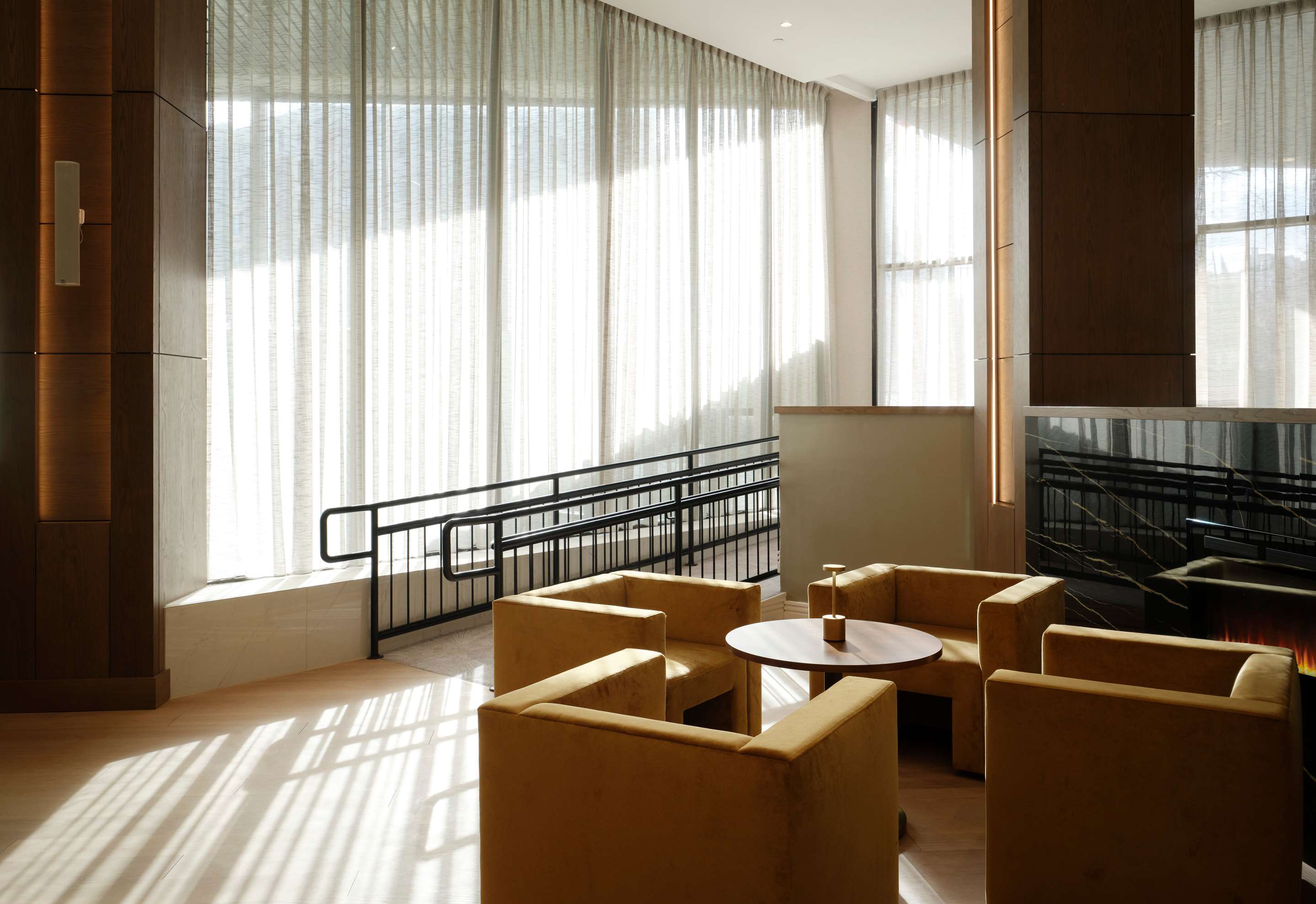 SHR WhitePlains Lobby Chairs