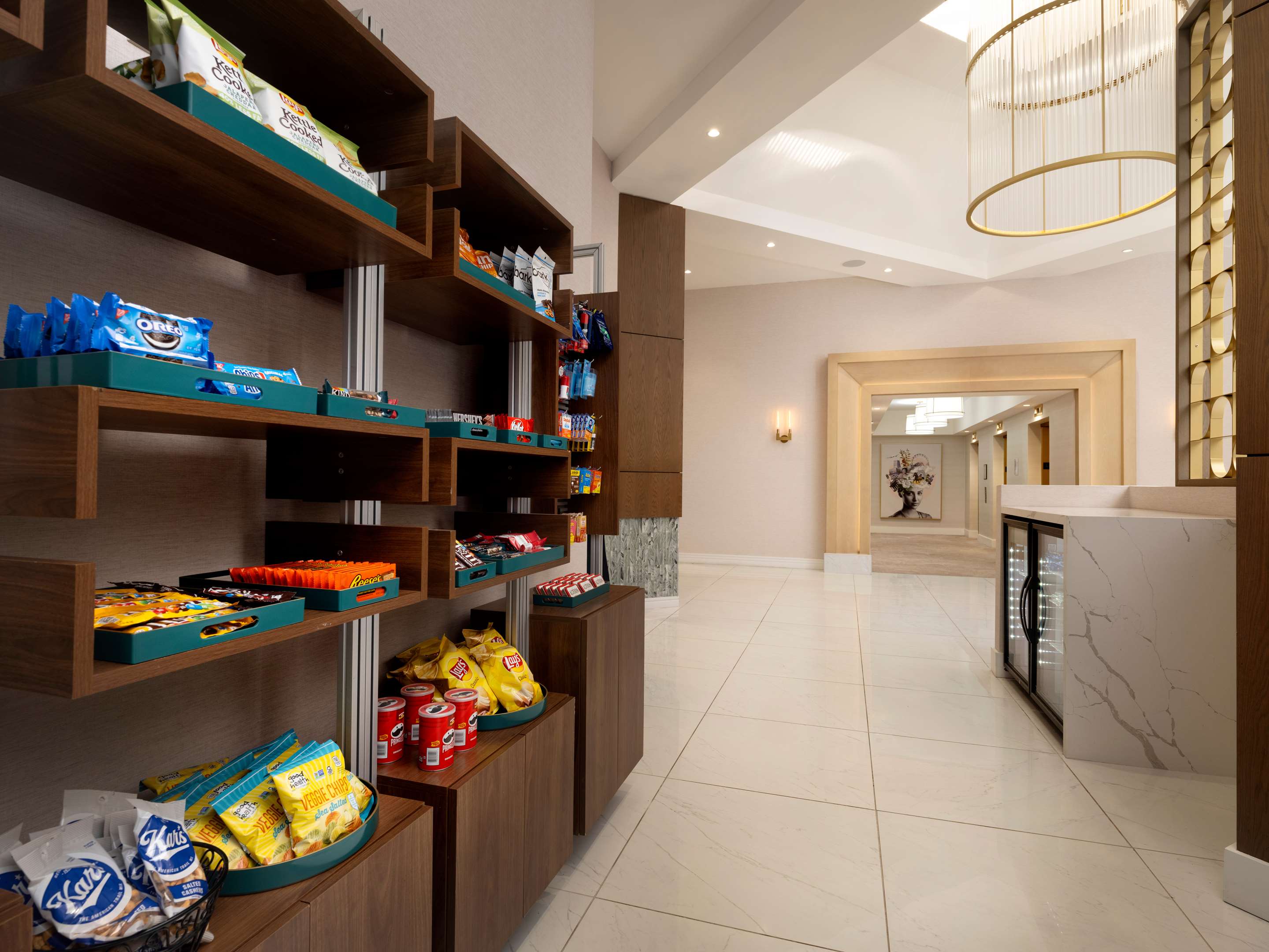 SHR WhitePlains Amenity Marketplace