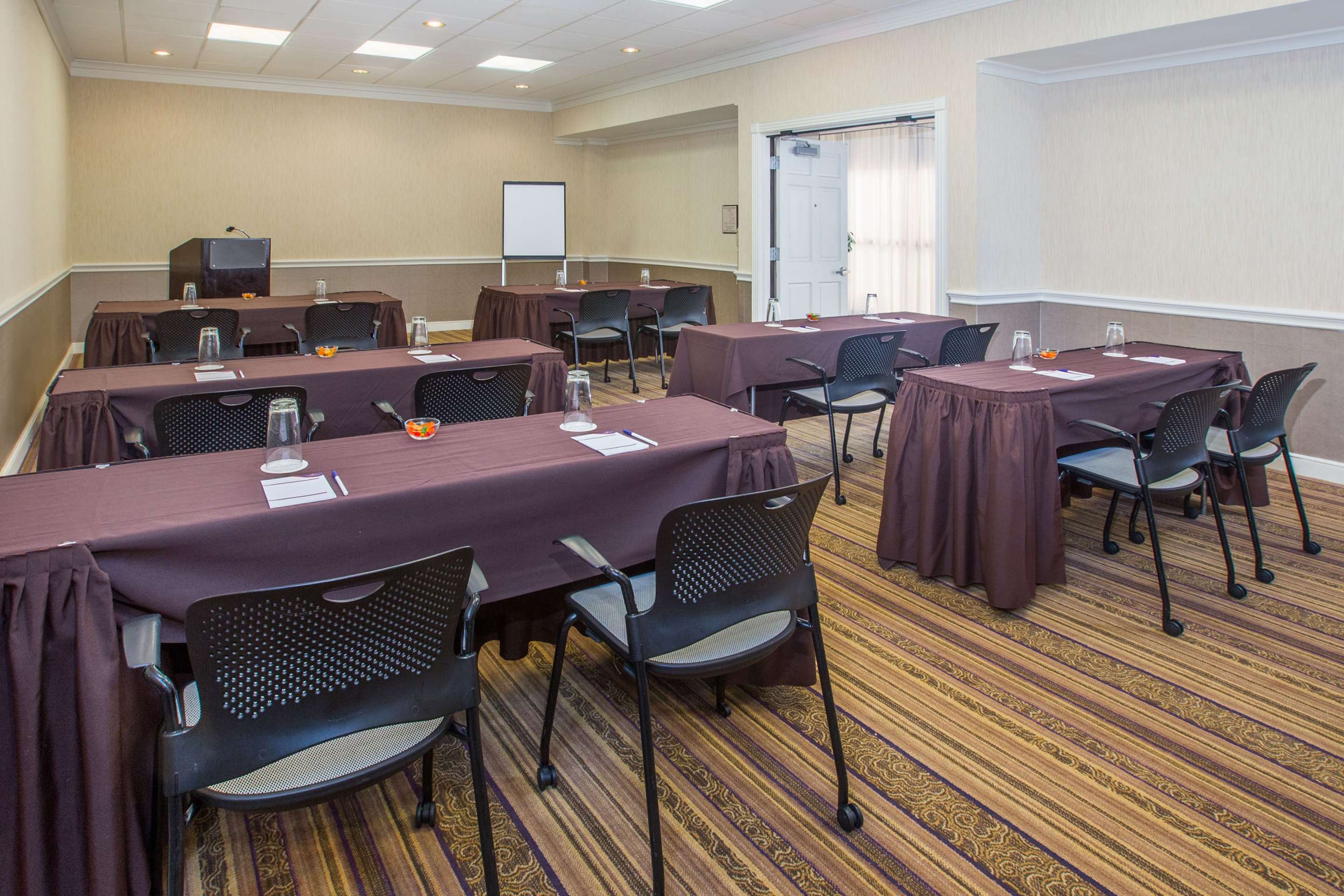 Monroe Room