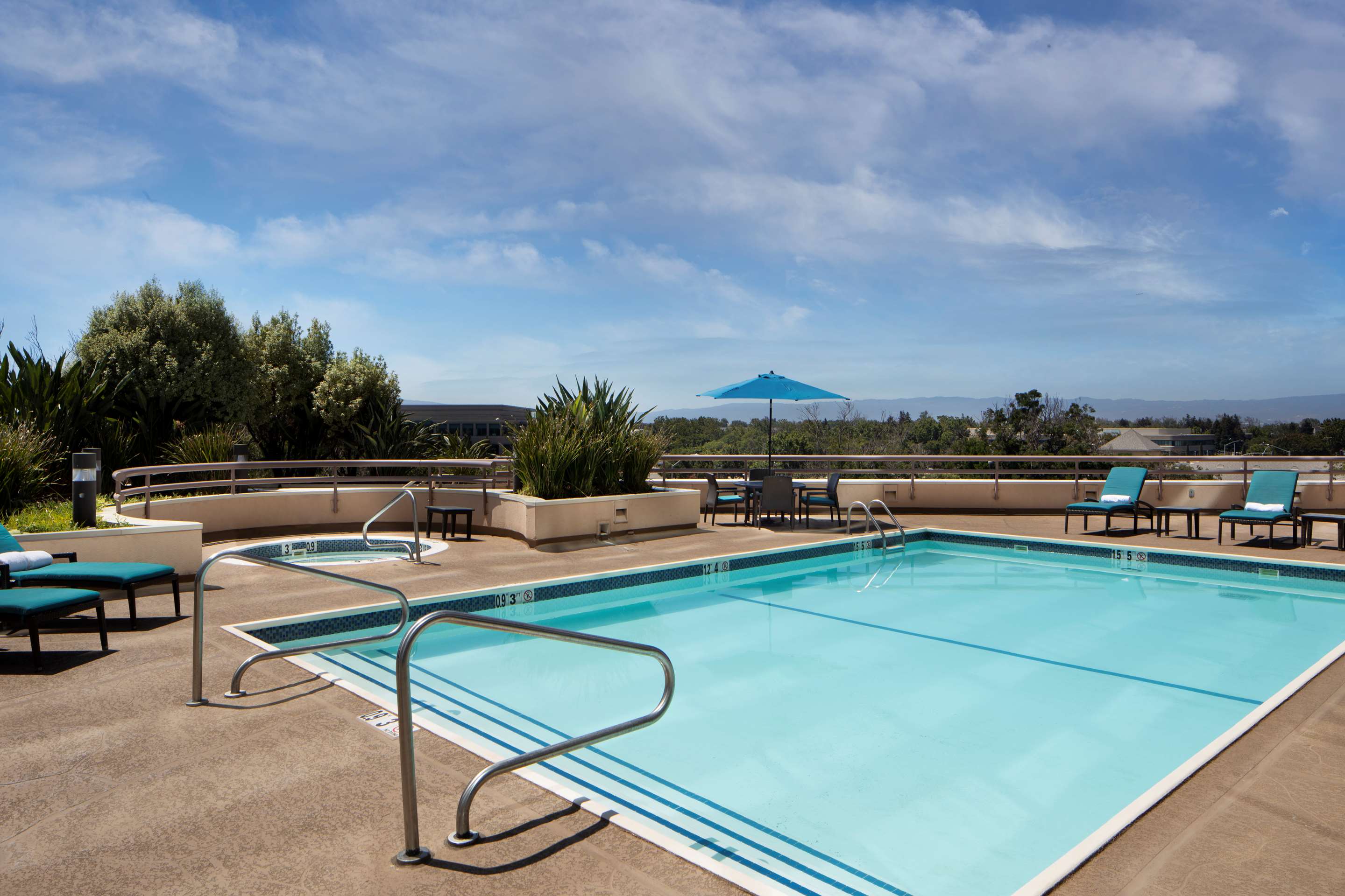 SHR SanJose Amenity OutdoorPool