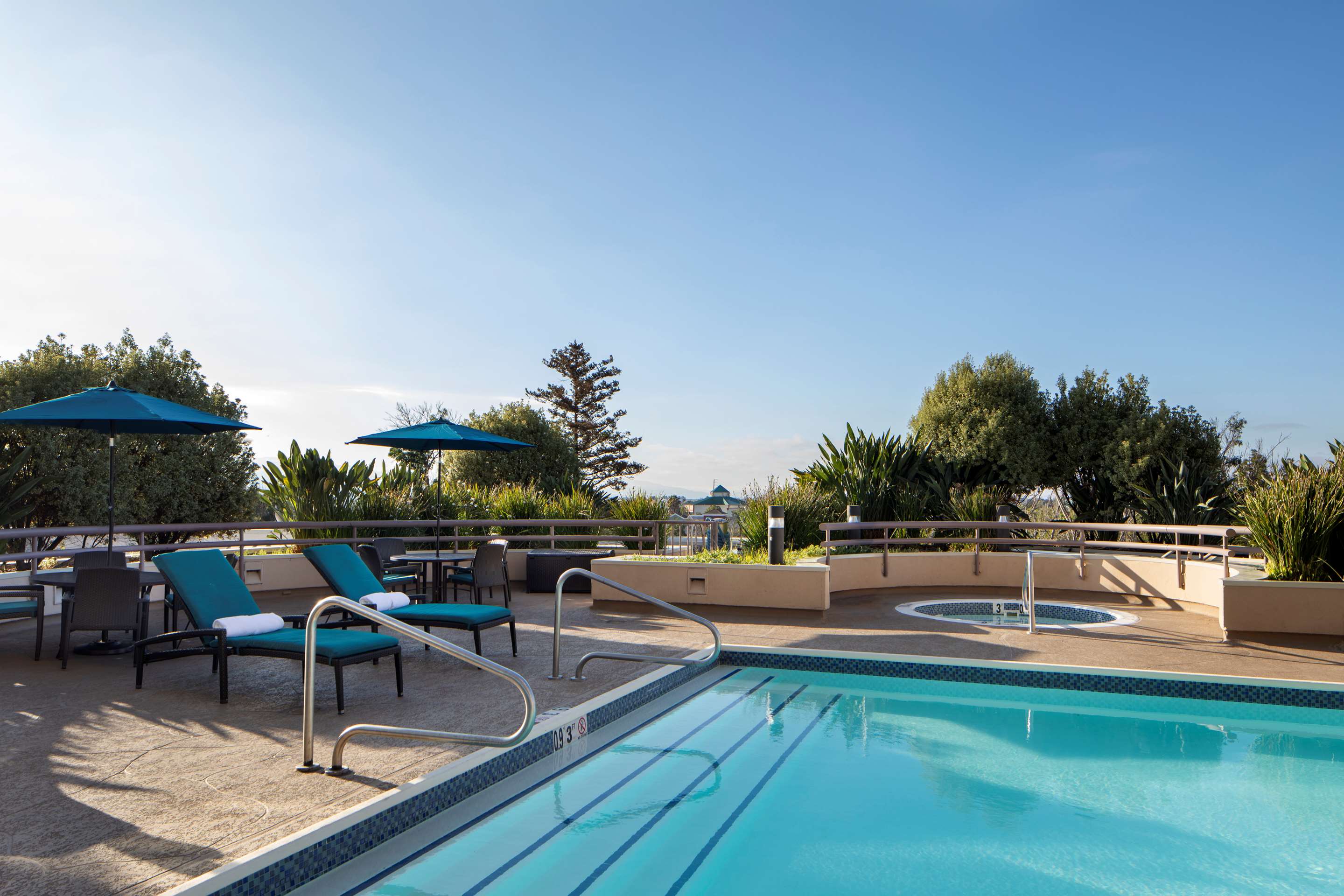 SHR SanJose Amenity OutdoorPool