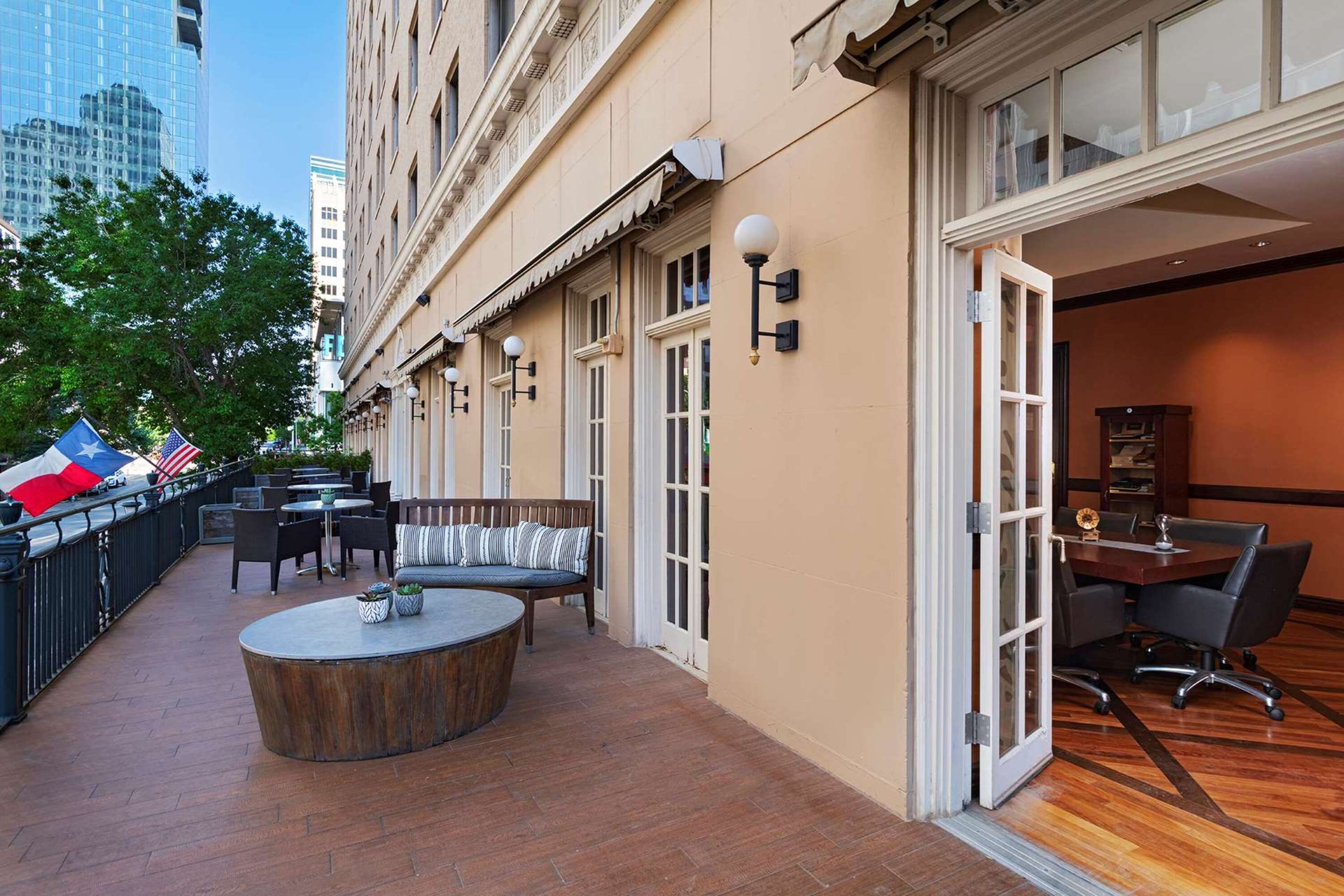 State Boardroom Terrace | The Stephen F Austin Royal Sonesta Hotel