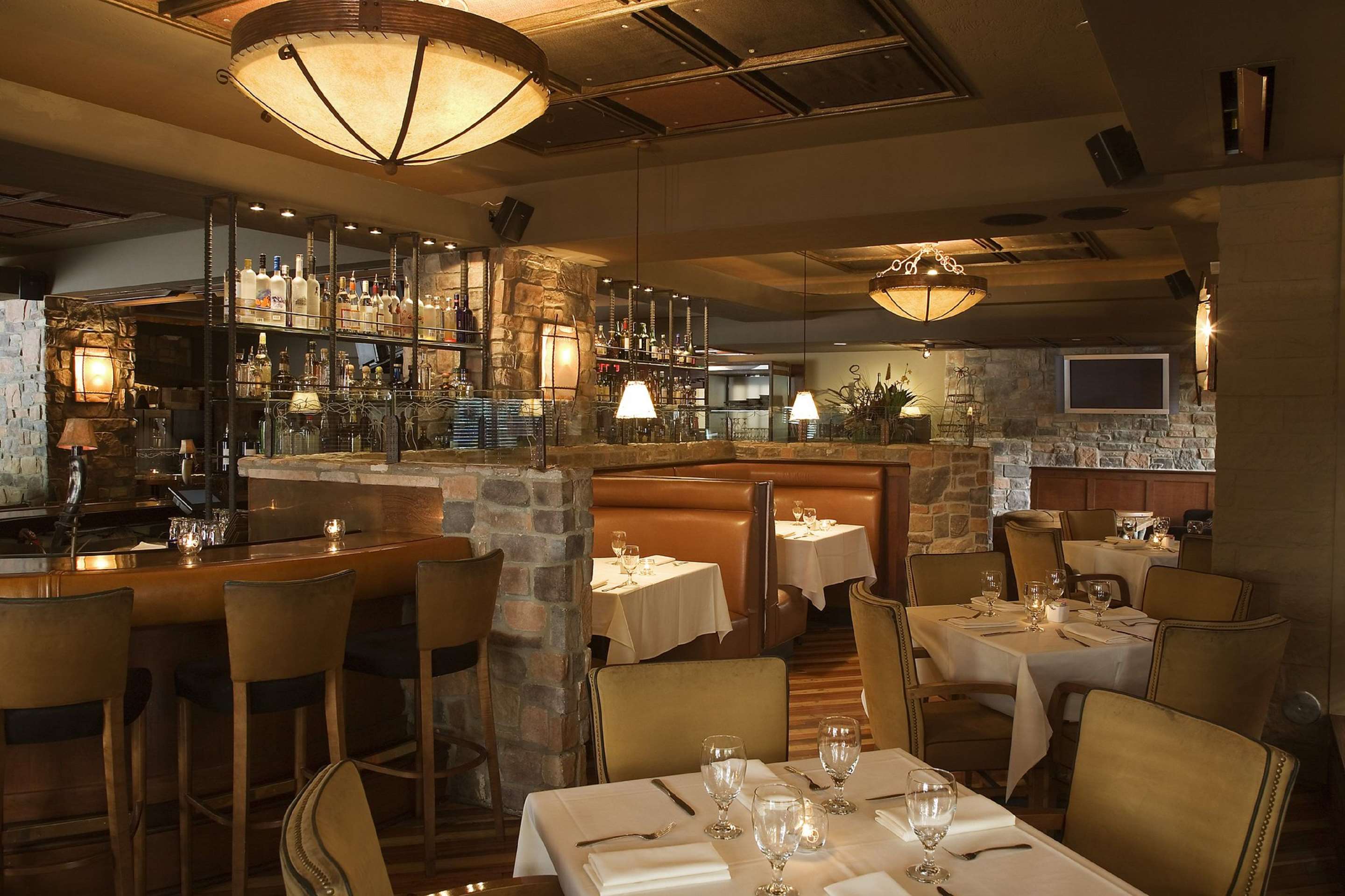 Roarking Fork - Onsite Restaurant | The Stephen F Austin Royal Sonesta Hotel