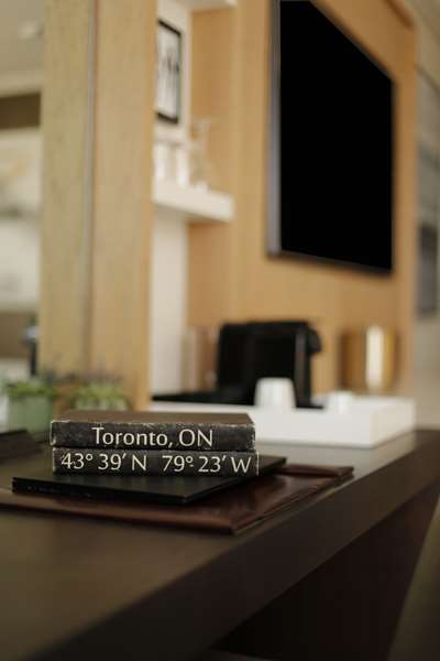  - Yorkville Royal Sonesta Hotel Queens Park Toronto