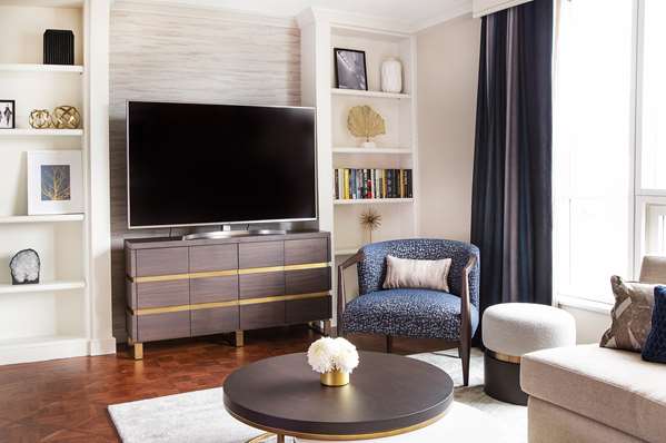 Suite - Yorkville Royal Sonesta Hotel Queens Park Toronto