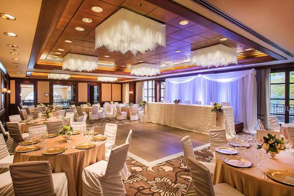  - Yorkville Royal Sonesta Hotel Queens Park Toronto