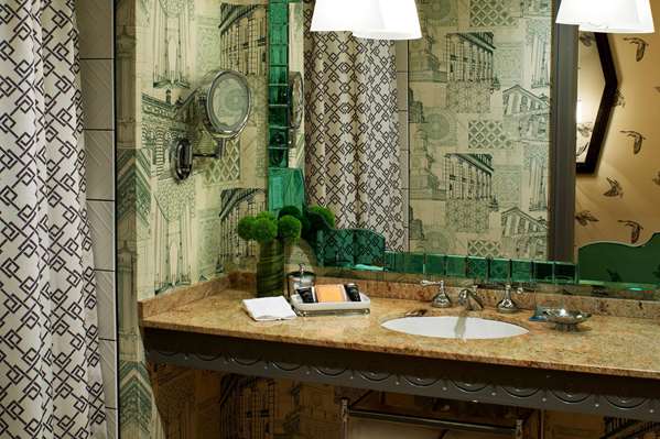  - Royal Sonesta Hotel Portland - I-405, Exit 2A