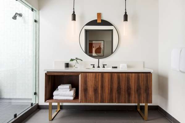 Suite - Alexis Royal Sonesta Hotel Seattle