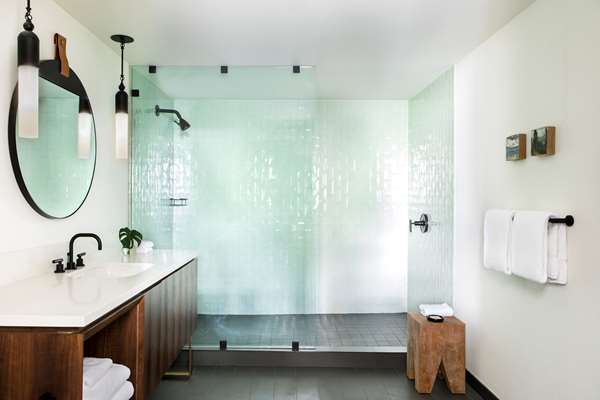 Suite - Alexis Royal Sonesta Hotel Seattle