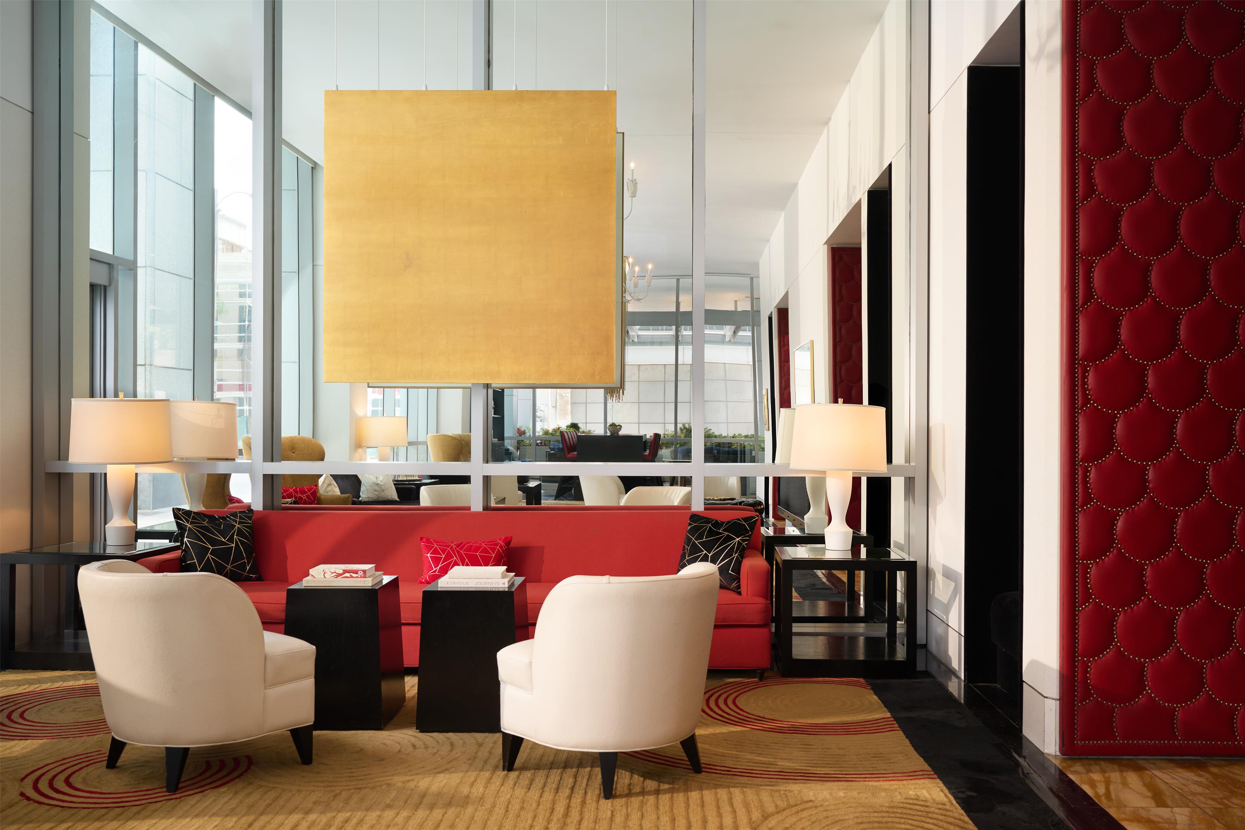 River North Lobby | The Royal Sonesta Chicago River North