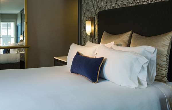 Suite - Allegro Royal Sonesta Hotel West Loop Chicago