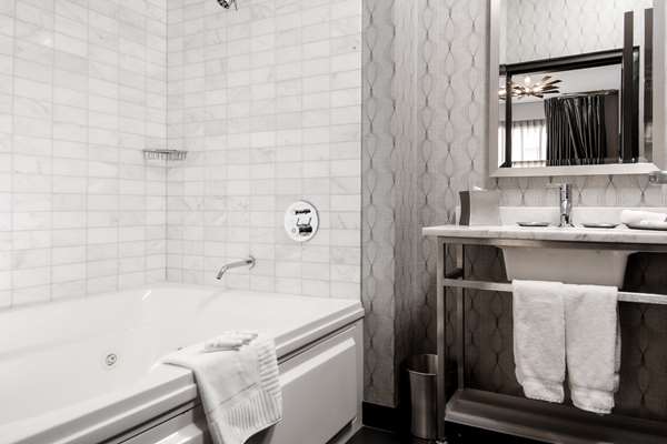 - Allegro Royal Sonesta Hotel West Loop Chicago