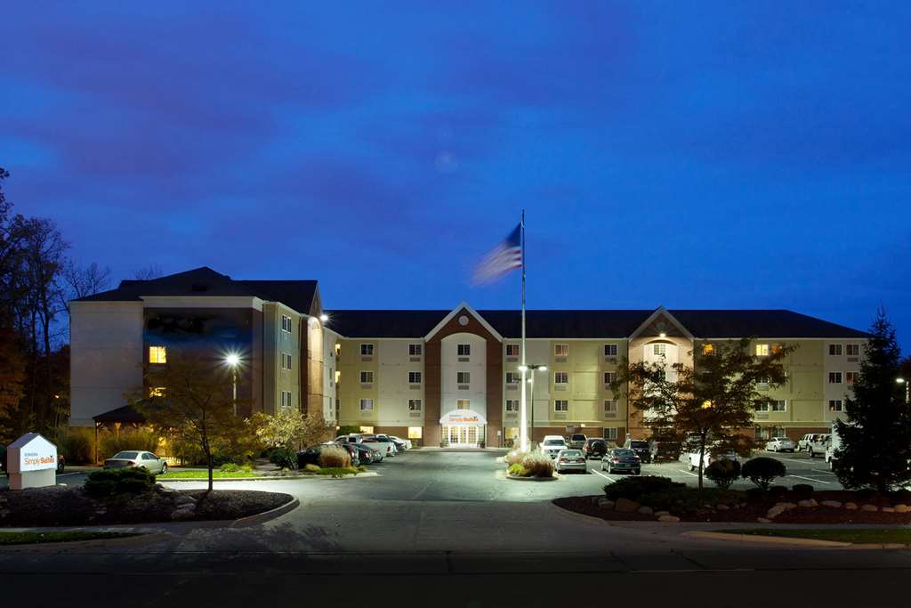 Sonesta Simply Suites Cleveland North Olmsted
