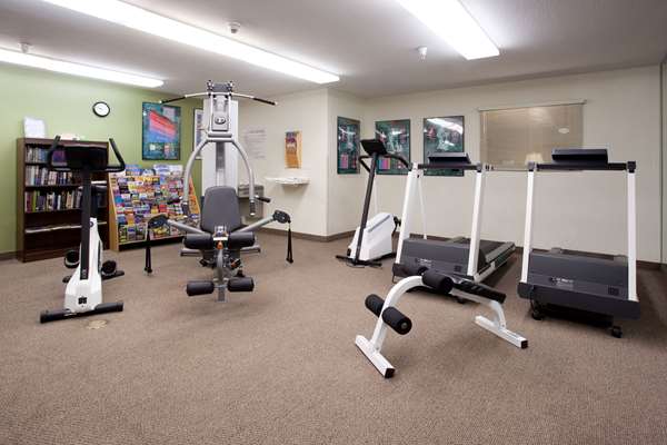 Fitness/ Exercise Room - Sonesta Simply Suites Golden