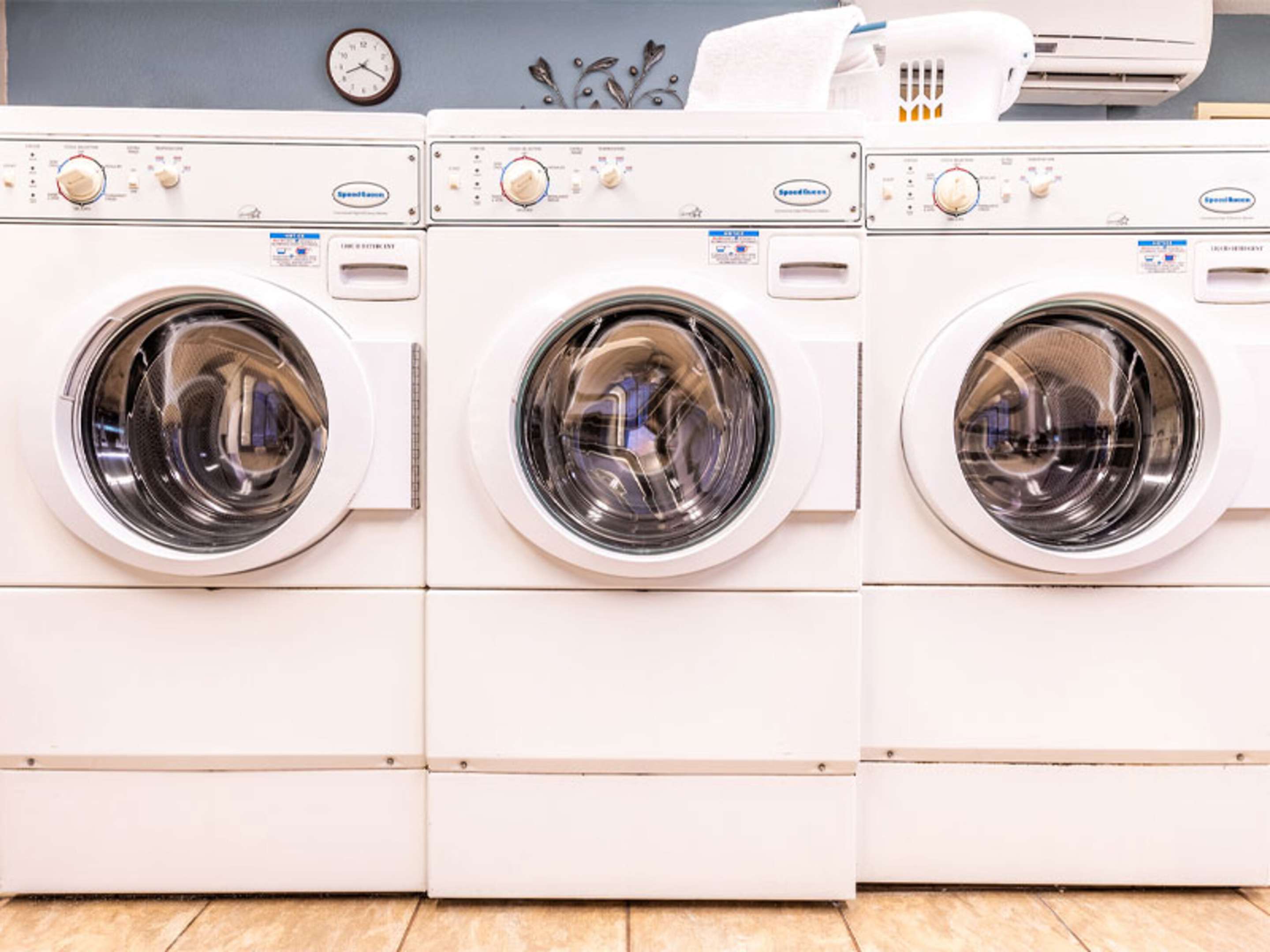 Laundry | TownePlace Suites by Marriott Denver West/Federal Center