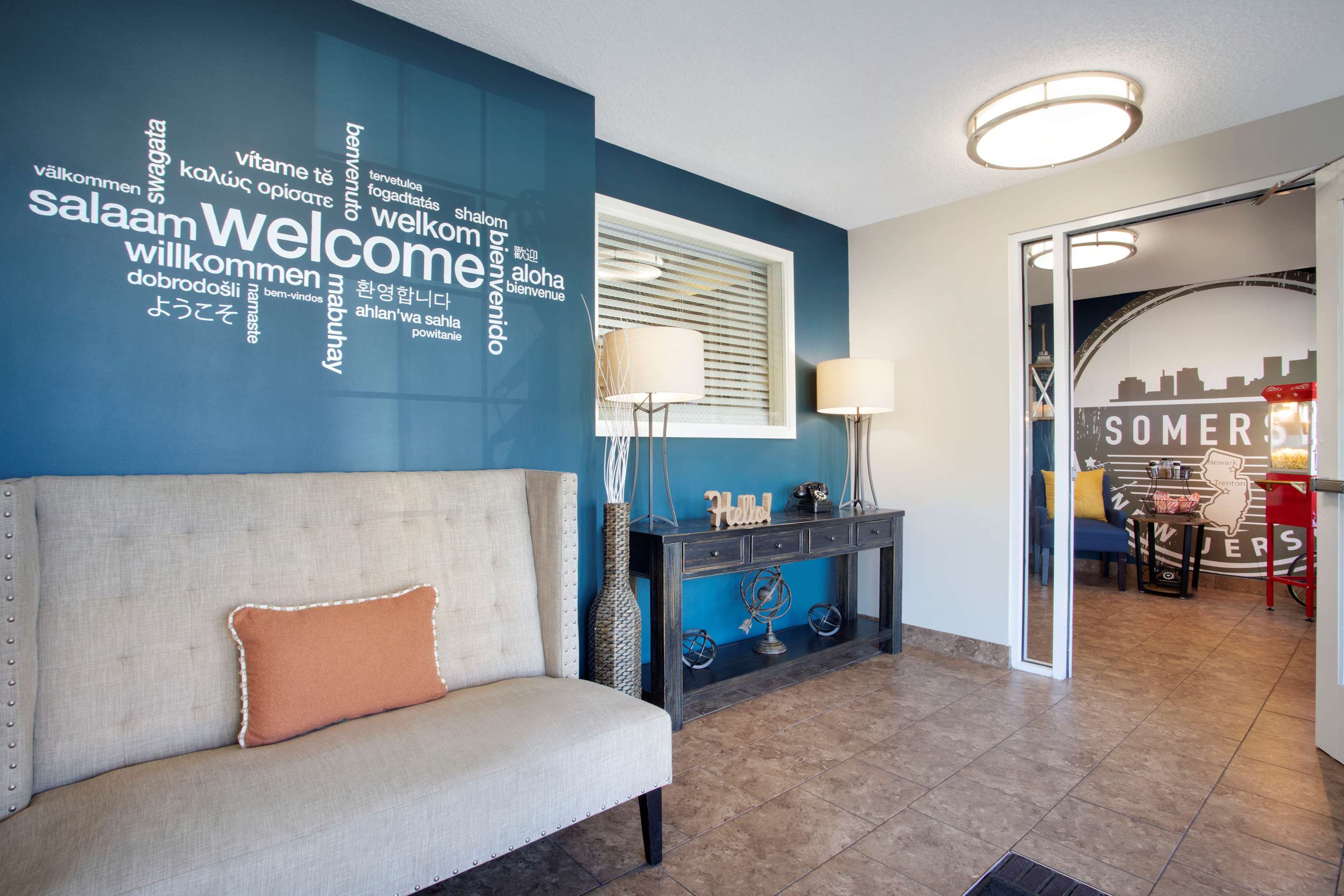 Lobby | Sonesta Simply Suites Somerset